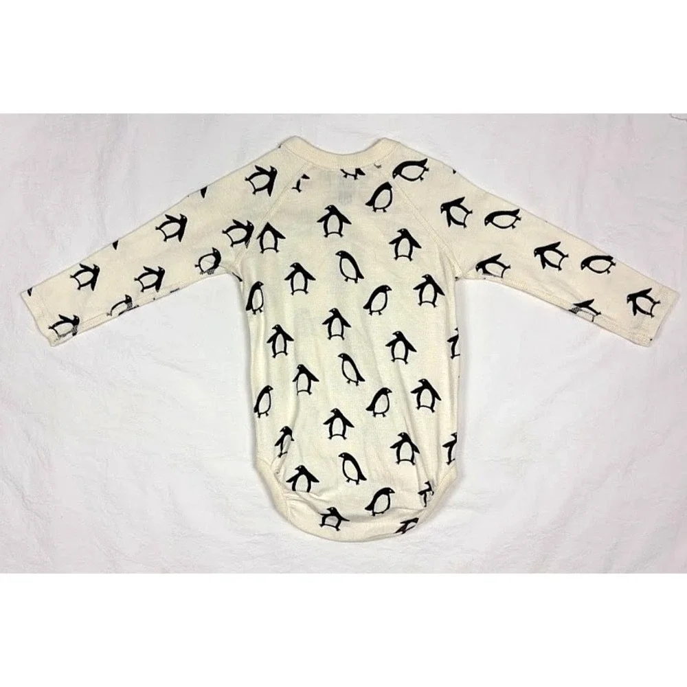 Hanna Andersson Beige Penguin Long Sleeve Wrap Bodysuit 12 18 mos Unisex 75 Baby
